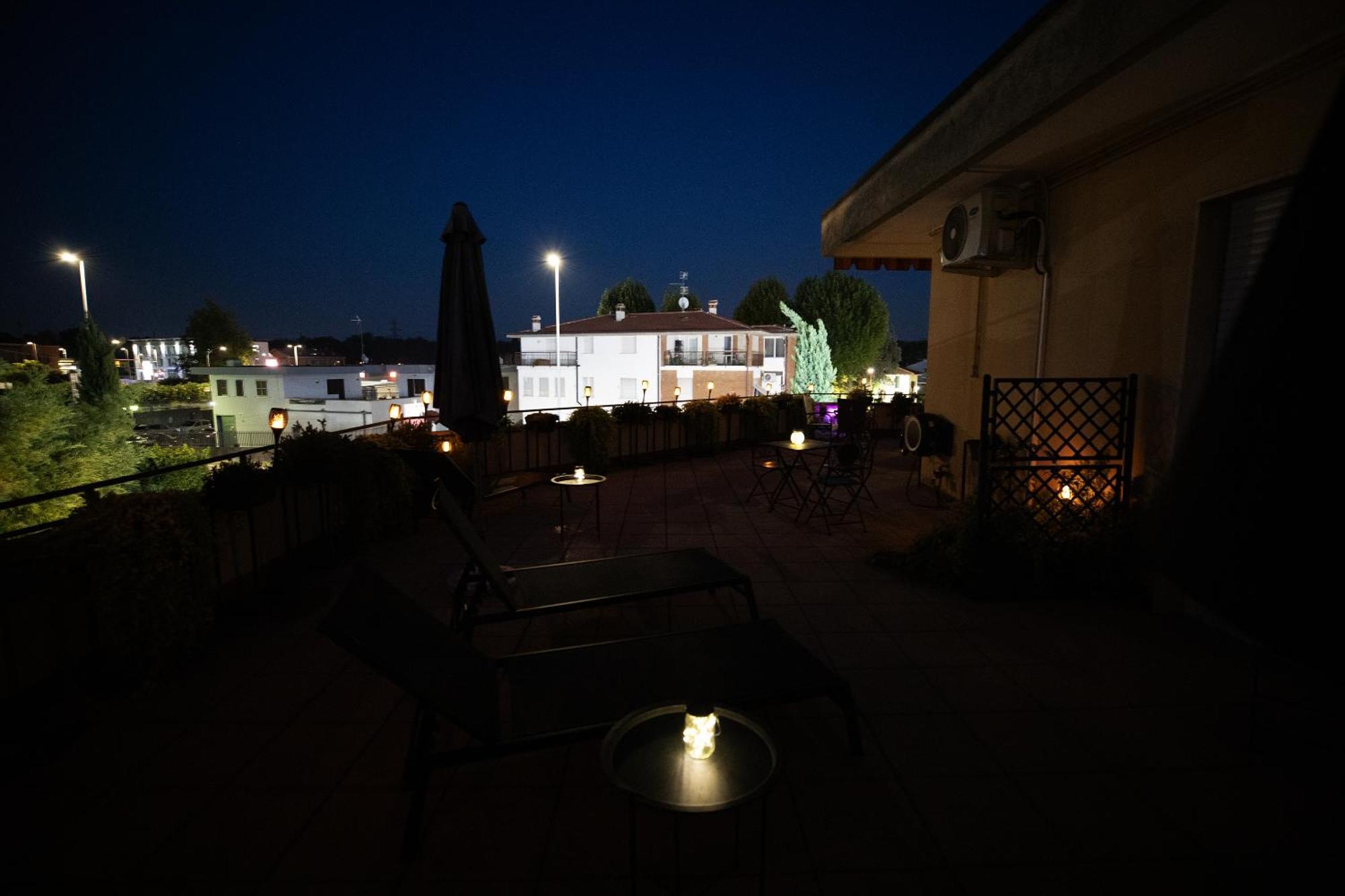 Bru Rooms ペスキエーラ・デル・ガルダ エクステリア 写真